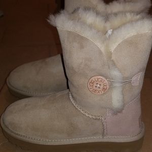 UGG Shoes - UGG BAILEY BUTTON II UGG Shoes - UGG BAILEY BUTTON II